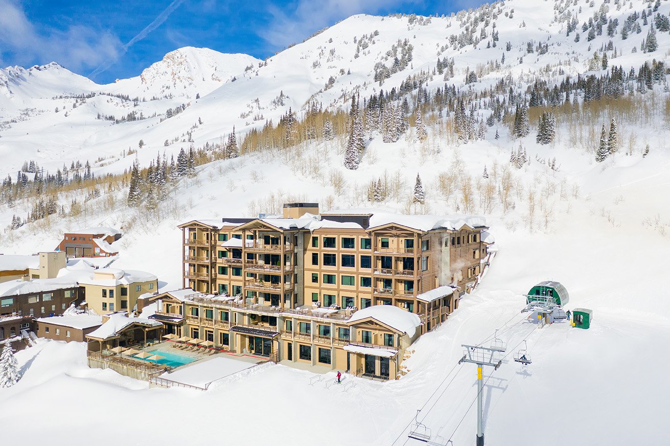 Alta ski location. Snowpine Lodge. SKi-in/Ski-out location